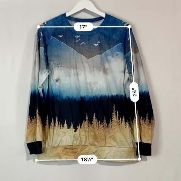 Women’s Mountain Landscape Lightweight Sweater Gray & Navy NWOT - Picture 8 of 8